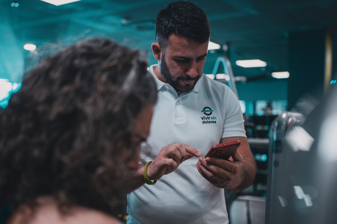 Aplicativo de Curso de Máquinas Pesadas Está Preparando Novos Operadores Pelo Celular